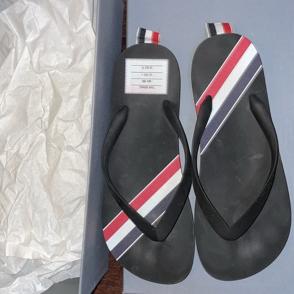 THOM BROWNE SANDALS - Picture 6 of 16
